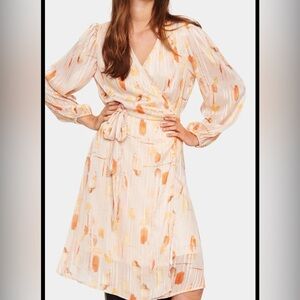 Saint Tropez Elegant Orange Gold Patterned Wrap Dress Size Small New with Tag